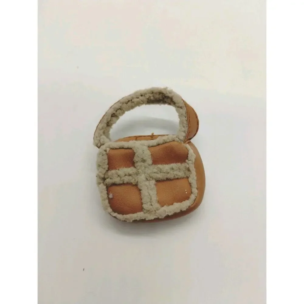 Bratz Clothes - Xpress It - Meygan - Sheepskin Purse #282